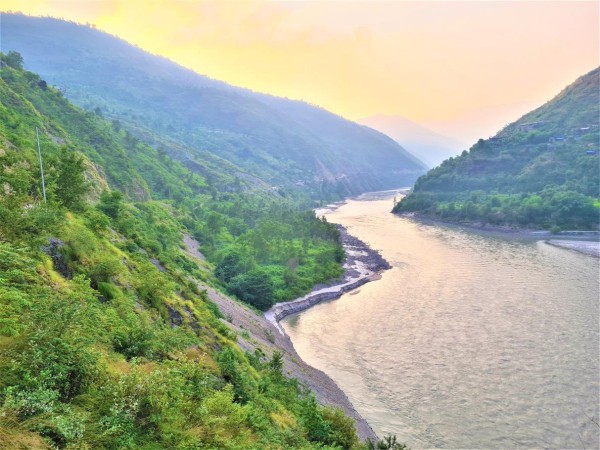 दोलालघाटस्थित सुनकोशी नदीमा तटबन्ध बनाउन प्रस्ताव