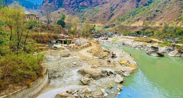 तटीय क्षेत्रका बस्ती संरक्षण गर्न १३ स्थानमा तटबन्ध