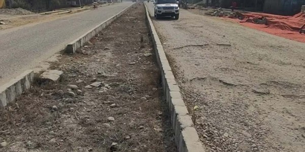 एक हजार ८०० मिटर सडक आठ वर्षदेखि अलपत्र