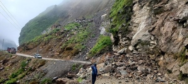 गुल्मीको कालीगण्डकी करिडोर र रिडी–वामीटक्सार सडक अवरुद्ध