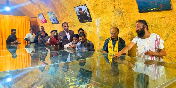 एक लाख बढी पर्यटकले दर्शन गरे शालिग्राम सङ्ग्रहालय