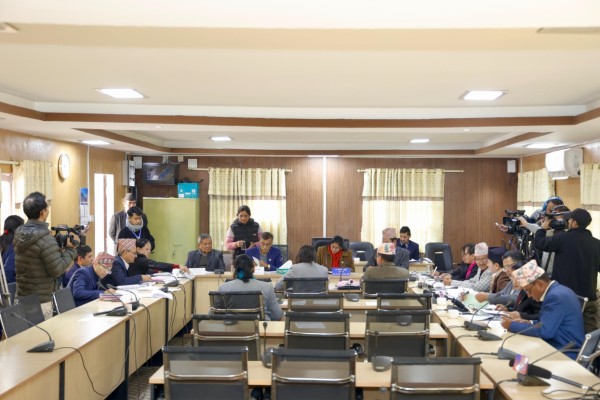 सामाजिक सञ्जाल नियमन गर्ने विधेयक संसदमा पेस गर्ने सरकारको निर्णय