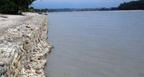 कान्द्रा नदीमा तटबन्ध निर्माण अन्तिम चरणमा