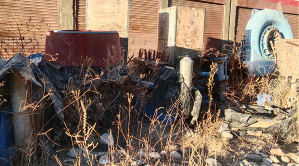 तिला लघु जलविद्युत् आयोजनाका उपकरण अलपत्र