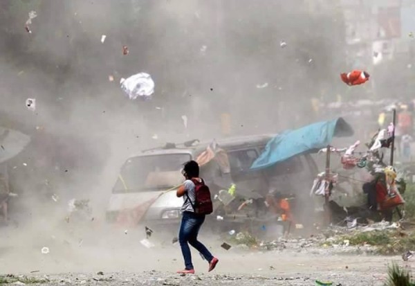 पौवादुङमा हावाहुरी पीडितलाई प्रतिपरिवार रु २० हजार राहत उपलब्ध गराइने