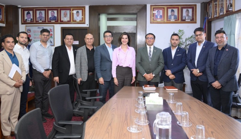 अटोमोबाइल क्षेत्र सुधारका लागि नाइमाको सरकारसँग पहल