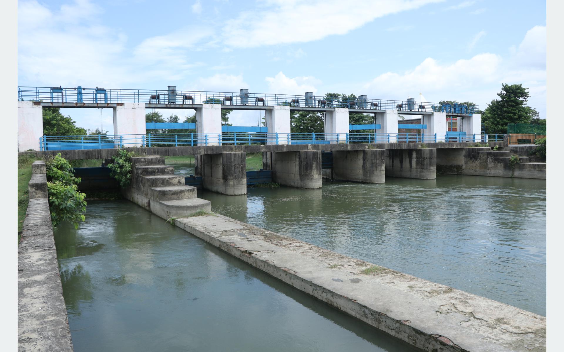 ब्यारेज बनेको ३१ वर्षसम्म पनि किसानले सिँचाइ सुविधा पाएनन्
