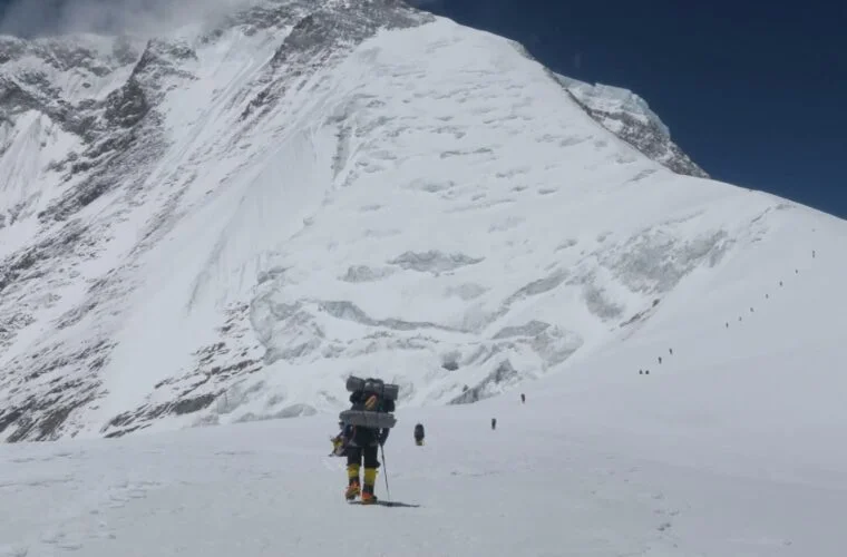 हिमाल आरोहीको सकशुल उद्दार