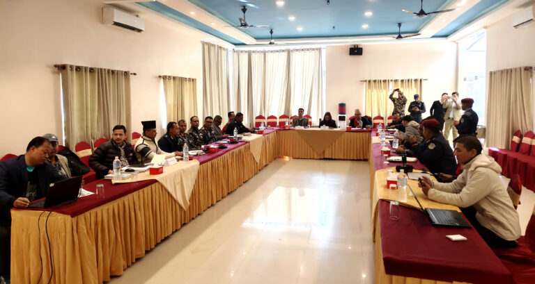 सिन्धुलीमा अन्तर–जिल्ला सुरक्षा समन्वय बैठकः आपराधिक गतिविधिलाई नियन्त्रण गर्न साझेदारी