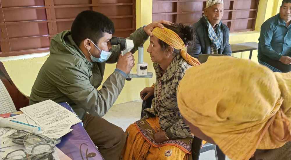 आँखा देख्न पाउने खुसीले दङ्ग