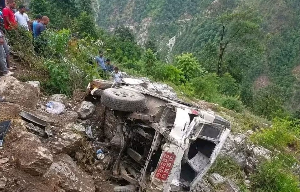 काभ्रे जिप दुर्घटना : मृतक  दुई जनाको पहिचान खुल्यो