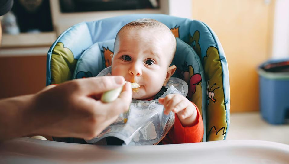 शिशु आहारमा विष भेटिएपछि...