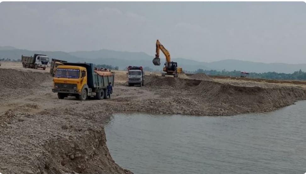 नदीजन्य पदार्थको उत्खनन् : राजस्वको आधार कि विपत्तिको द्वार ?