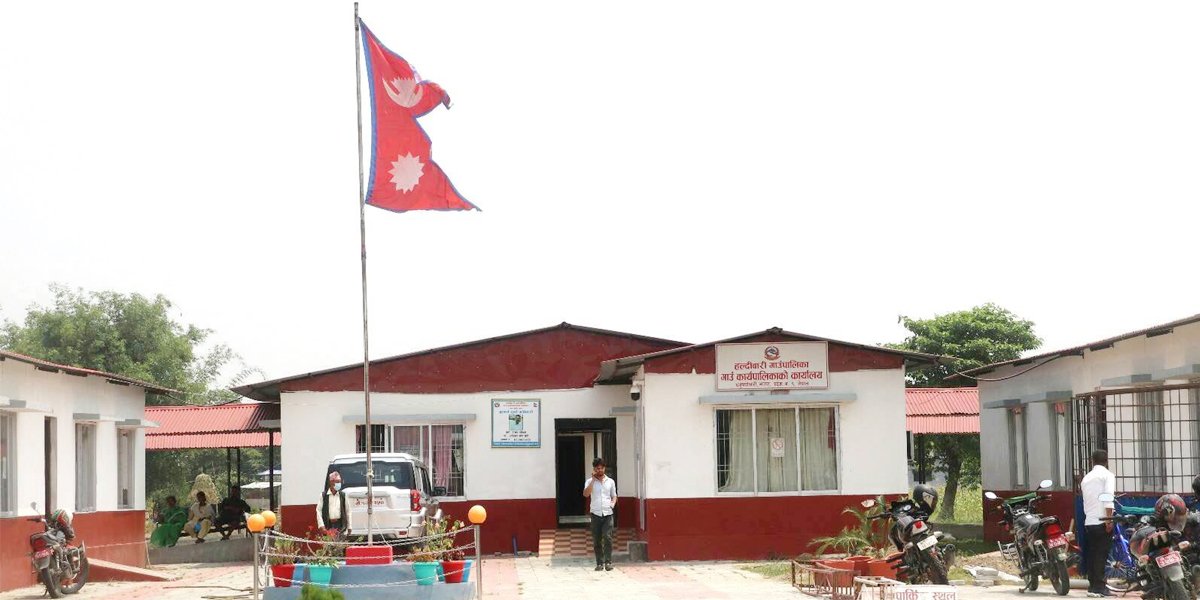 बिनादर्ता सञ्चालित व्यवसायलाई दर्ता गर्न हल्दीबारीको निर्देशन