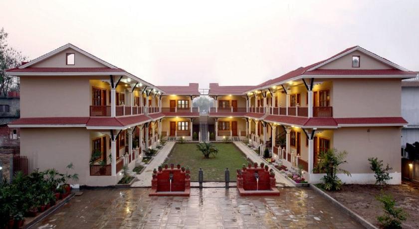 पर्यटकीय याममा सौराहाका होटलमा बुकिङ रद्द