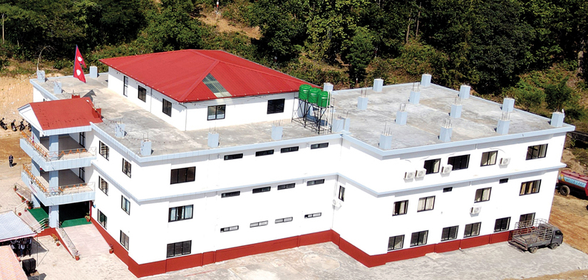 हुप्सेकोट गाउँपालिकाद्धारा ५६ बालिकालाई पाँच हजारसहितको बैंक खाता उपहार