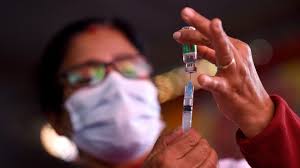 धनुषामा ८४ प्रतिशत किशोरीलाई पाठेघर क्यान्सर रोगको विरुद्ध खोप लगाइयो