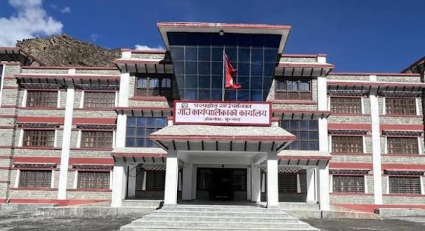 गाउँपालिकाको आफ्नै डोजर