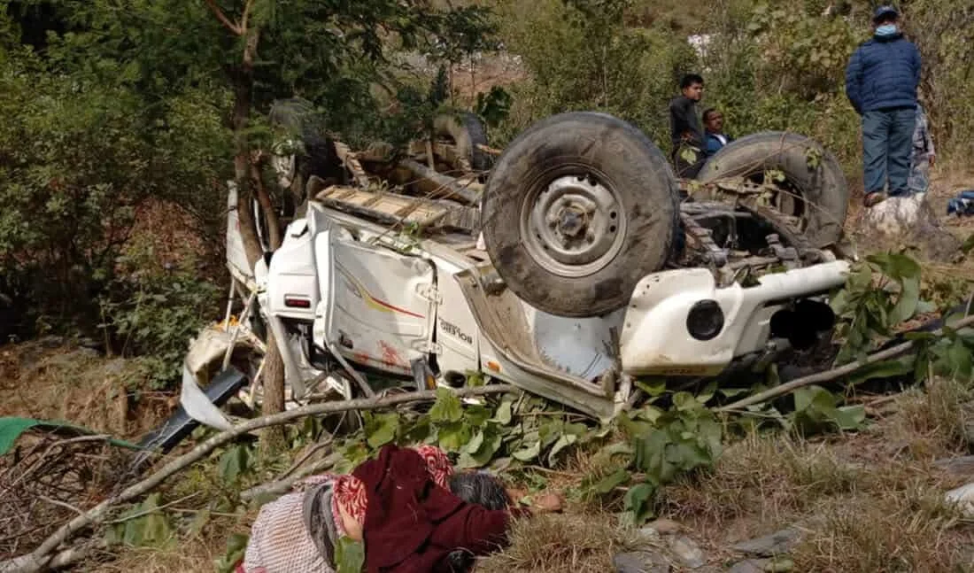 रोल्पामा तीर्थयात्री बोकेको जीप दुर्घटना : २० जनाको मृत्यु