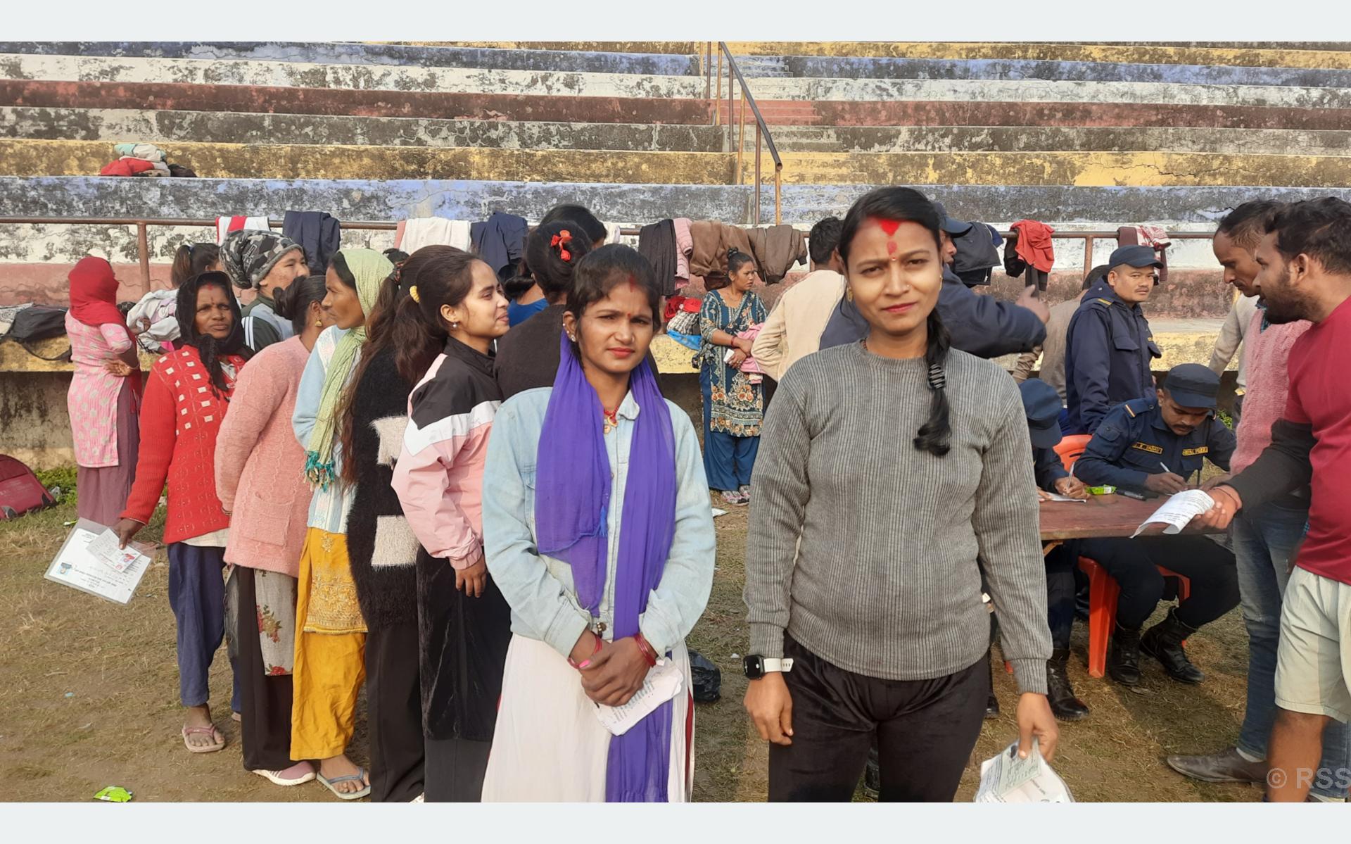 आमाहरुको निर्वाचन प्रहरी बन्ने रहर