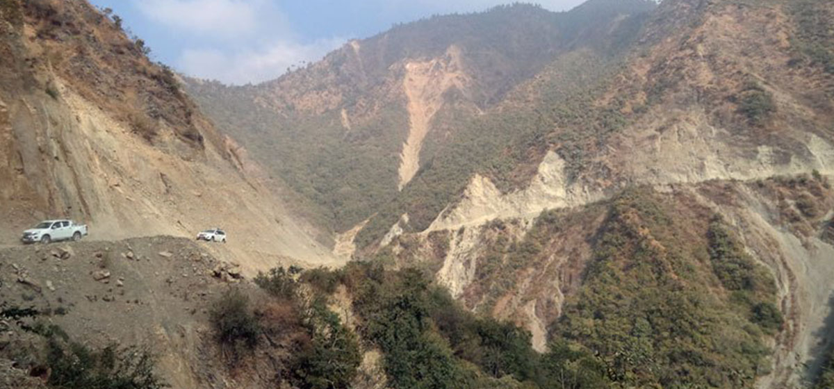 पहिराले कान्तिलोकपथ अवरुद्ध