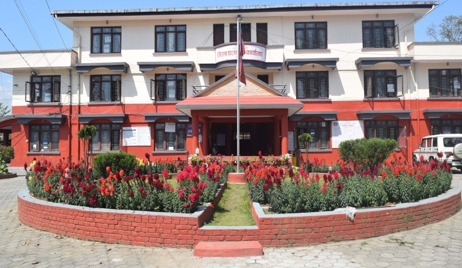 अनिवार्य स्वीकृति लिन कास्की प्रशासन आग्रह