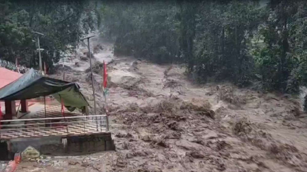 जम्मु-कश्मीरको डोडा जिल्लामा आकस्मिक बाढी, कम्तीमा ४ जनाको मृत्यु