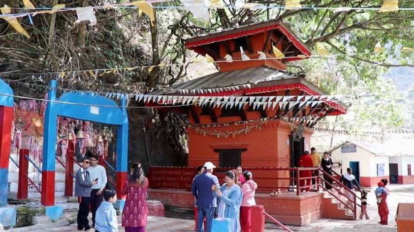 ओझेलमा गुल्मीको कुर्घा मालीका