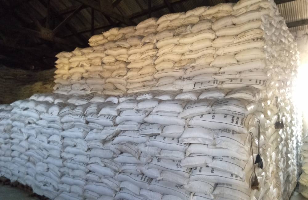 सप्तरीमा चार सयभन्दा बढी बोरा रासायनिक मल जफत