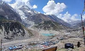 मनाङका केही मतदान केन्द्रको अनुगमनमा समस्या