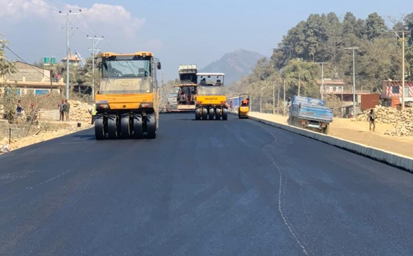 मुग्लिन–मलेखु सडक खण्डको ११ किलोमिटर कालोपत्र पूरा