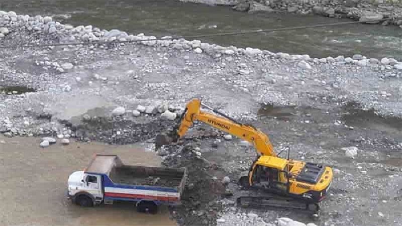 नदीजन्य पदार्थ उत्खनन रोकिदा विकास–निर्माण परियोजना प्रभावित