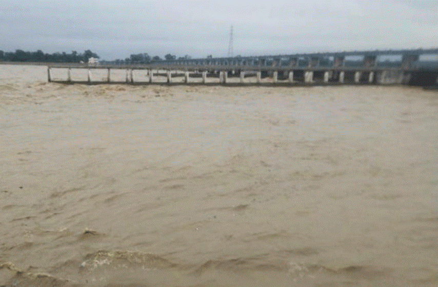 नारायणी नदीको जलसतह हालसम्मकै उच्च