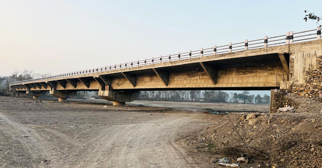 आठ वर्षमा बल्ल बन्यो केरुङ्गे खोलामा पुल