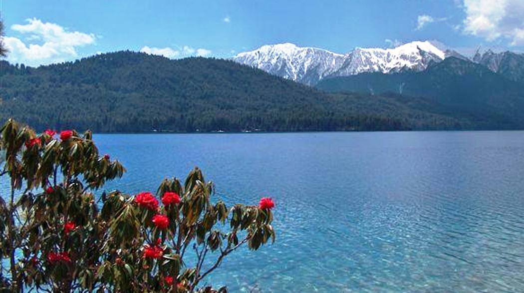 रारा र फोक्सुन्डो ताल स्थलमार्गबाट जोडिँदै