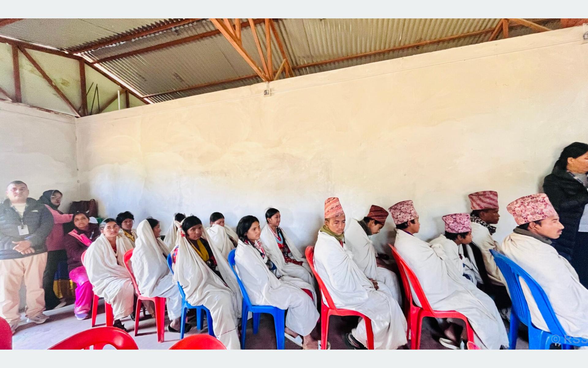 प्राथमिक उपचारसम्बन्धी तालिममा राउटे समुदायका युवायुवती सहभागी