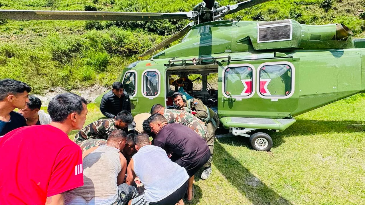 बाढी प्रभावित क्षेत्रबाट १२३ जनाको हवाई उद्धार