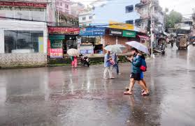 काठमाडौँ उपत्यका सहित देशभरको जनजीवन क्रमशः सामान्य बन्दै