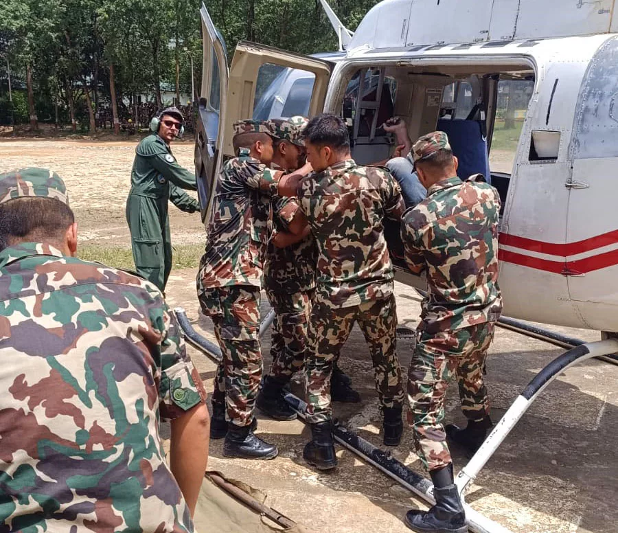 सेनाद्वारा २५ जनाको उद्धार, १४ हेलिकप्टर प्रभावित क्षेत्रमा परिचालन