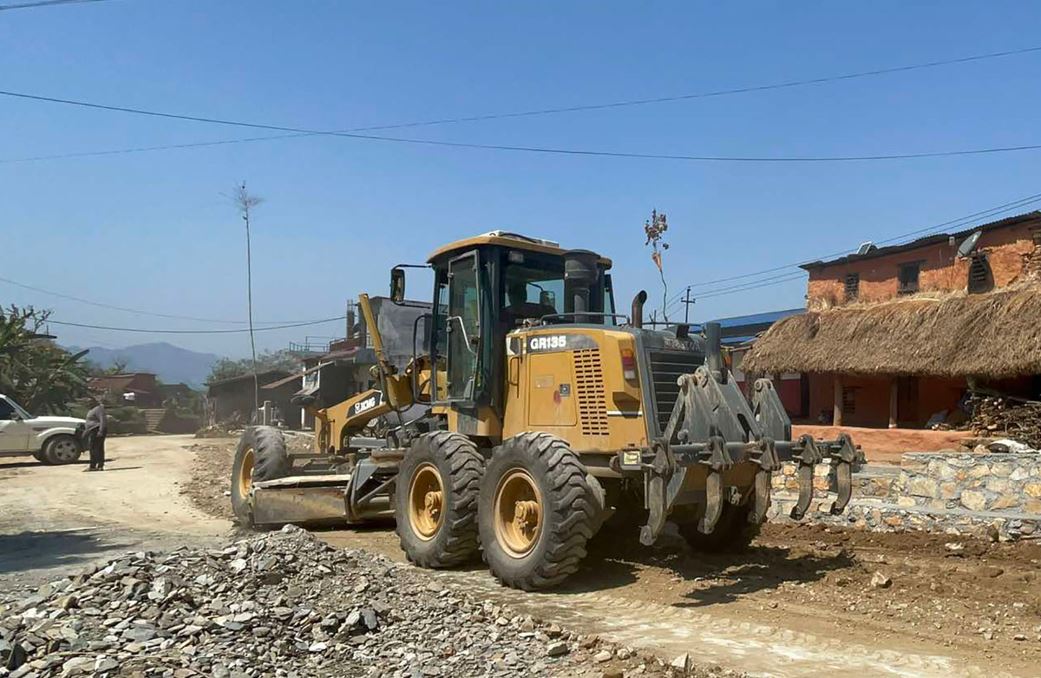 समस्याग्रस्त सडकमा काम सम्पन्न गर्ने चुनौती