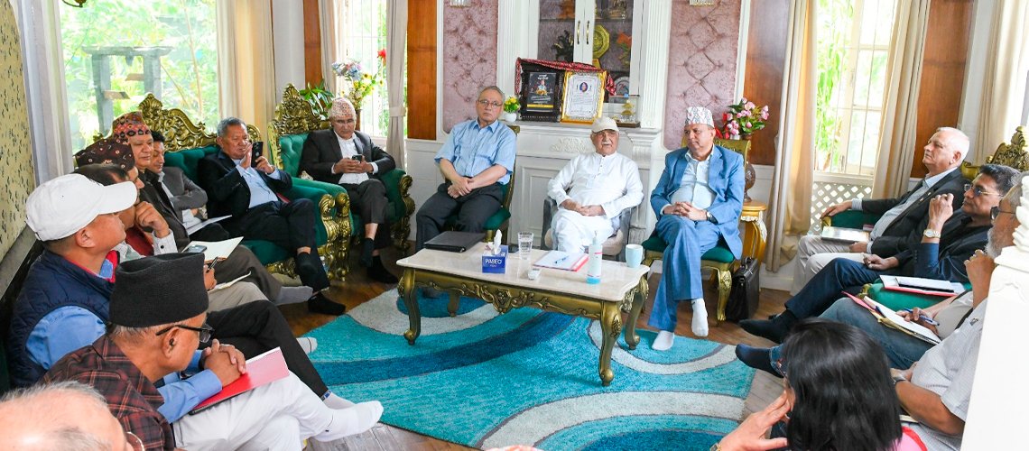 एमाले केन्द्रीय सदस्यको कार्यविभाजनलाई अध्यक्ष र महासचिवले अन्तिमरूप दिने